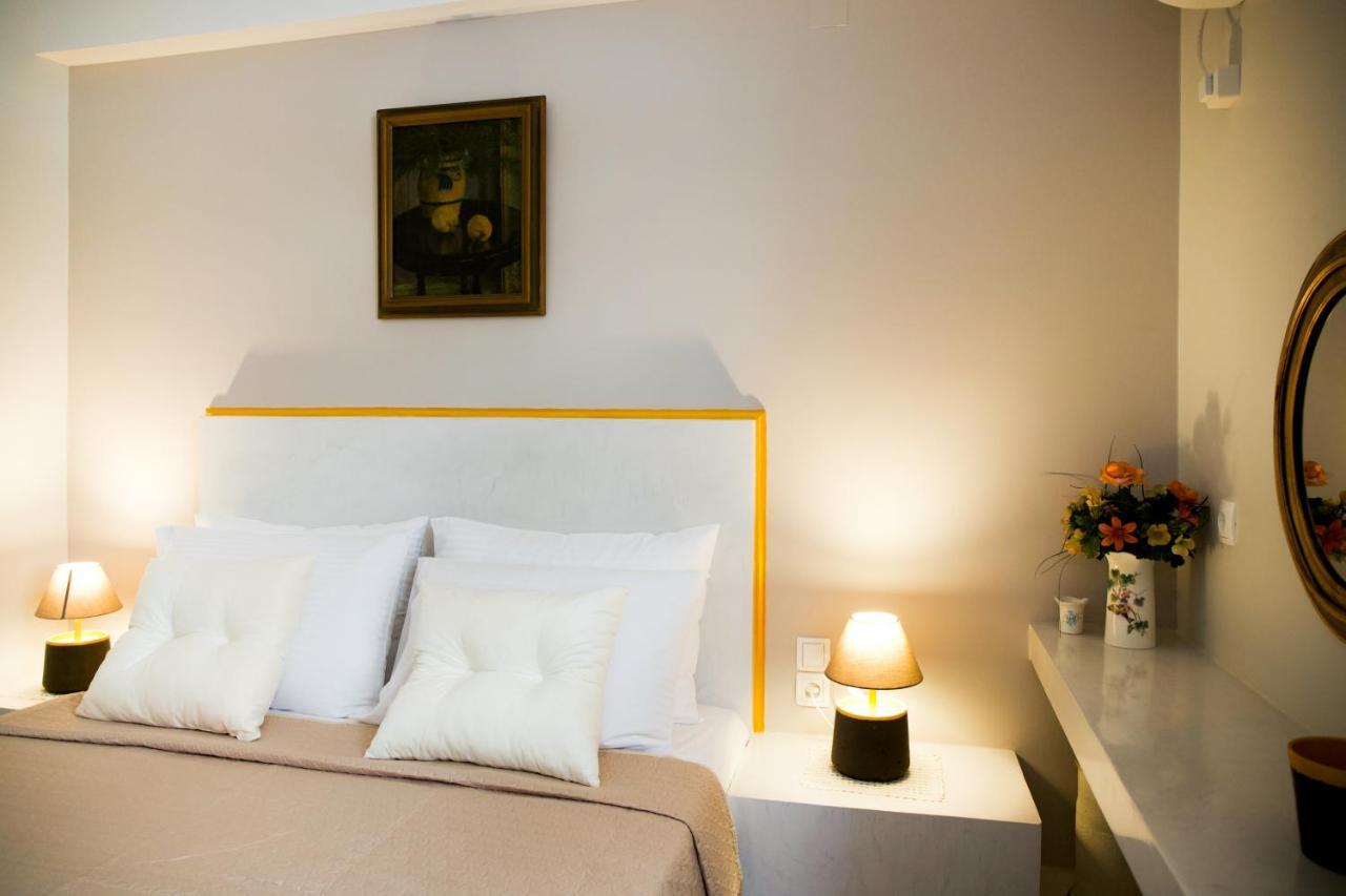 Praxitelis Luxury Apartments Athena Bagian luar foto