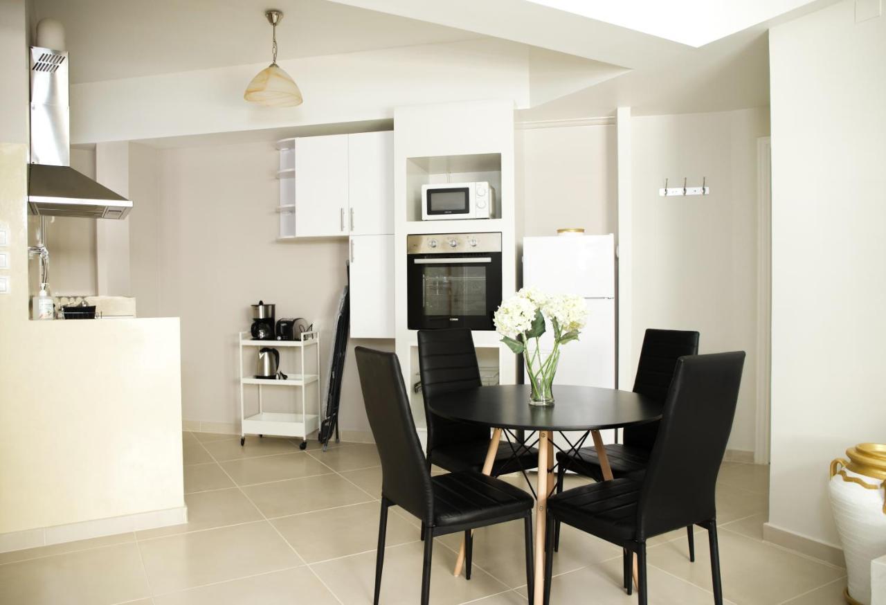 Praxitelis Luxury Apartments Athena Bagian luar foto