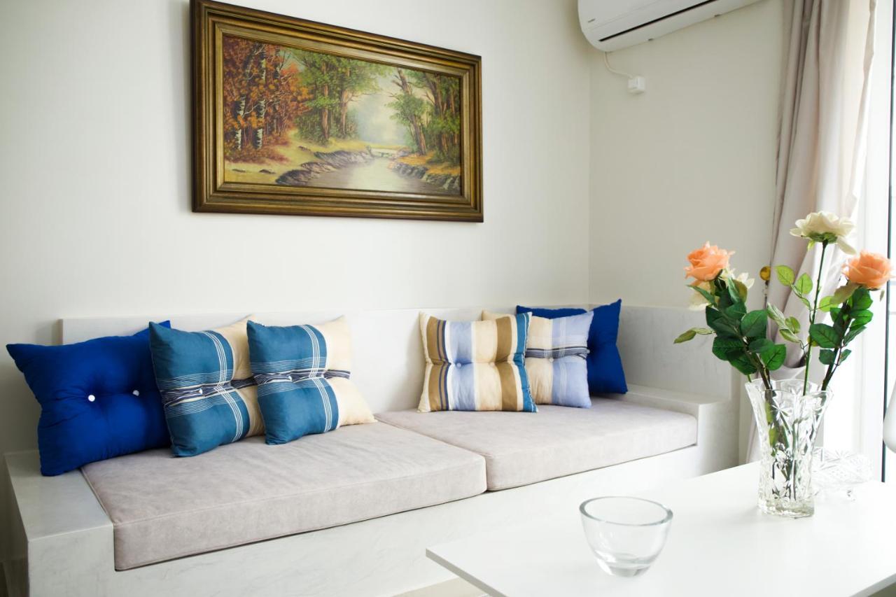 Praxitelis Luxury Apartments Athena Bagian luar foto