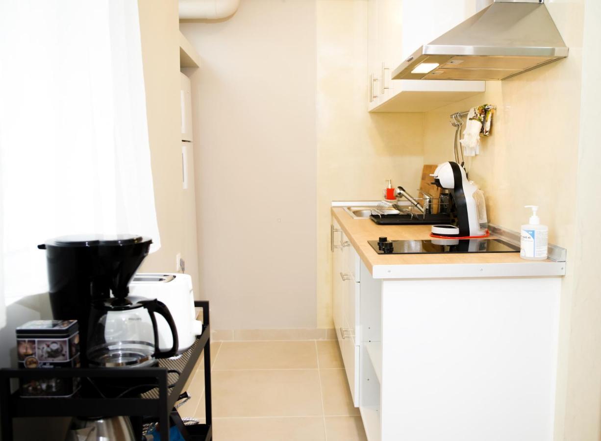 Praxitelis Luxury Apartments Athena Bagian luar foto