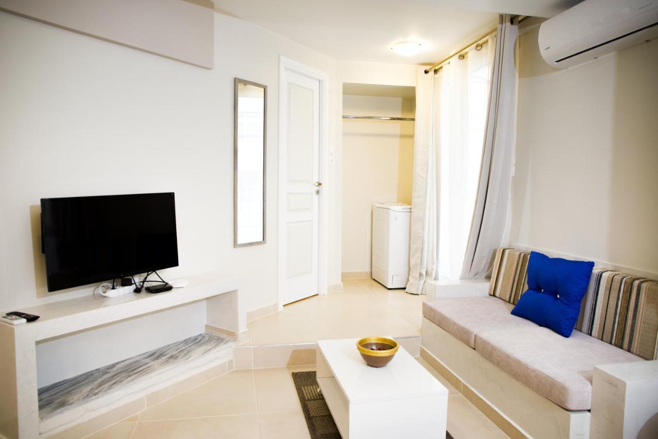 Praxitelis Luxury Apartments Athena Bagian luar foto