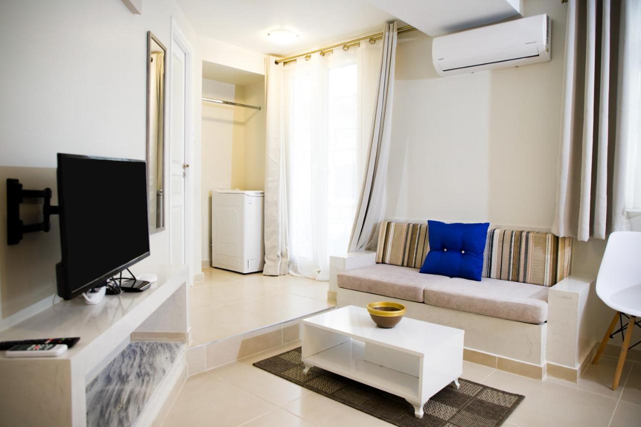 Praxitelis Luxury Apartments Athena Bagian luar foto