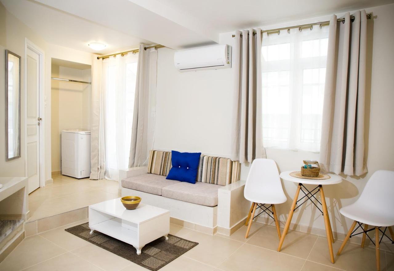 Praxitelis Luxury Apartments Athena Bagian luar foto